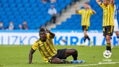 Samuel Obeng pide saque de esquina tras una ocasi�n ante la Real Sociedad B