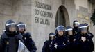 Antidisturbios protegen la Delegación del Gobierno en una protesta del sector naval del 2012.