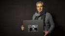 Vicente Domínguez, con estudio en Padrón, muestra la foto seleccionada por la Federación Española de Profesionales de la Fotografía y la Imagen en la categoría de reportaje gráfico
