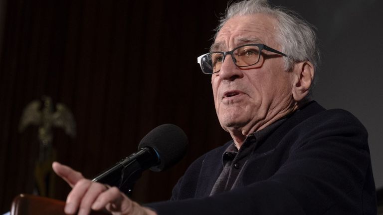 Robert de Niro pide el voto contra Trump y este le llama «enfermo y demente»