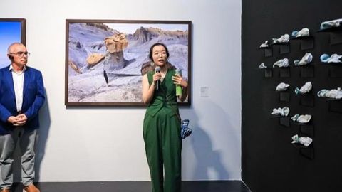 Exposicion Pekin artistas asturianos.Exposici�n��La monta�a sabe, el agua recuerda: narrativas sostenibles en el paisaje� en Pek�n