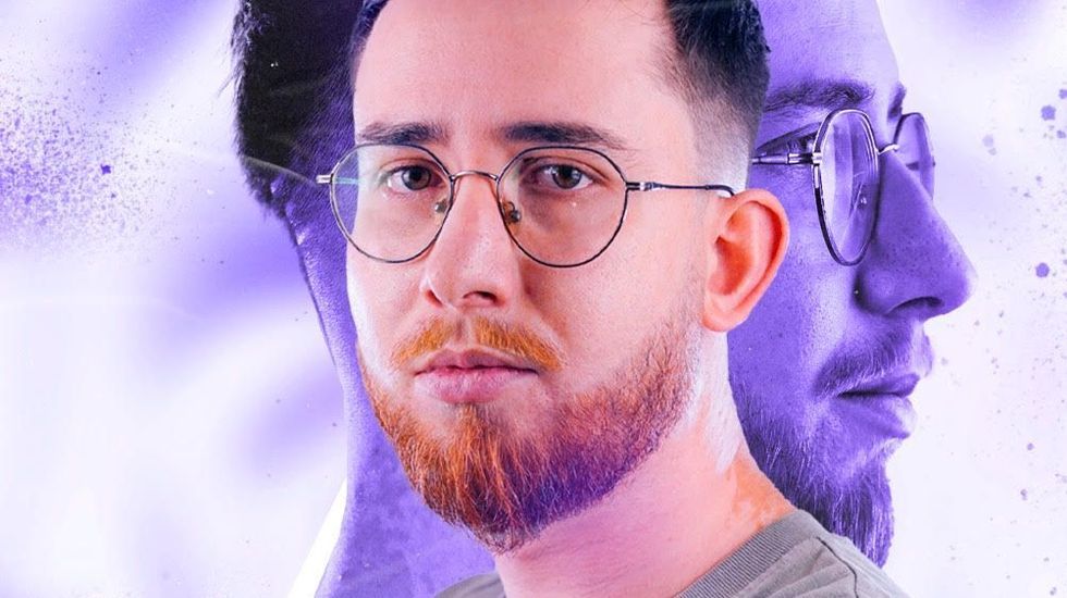 VUELOS A GINEBRA, DE NUEVO DESDE 17 EUROS.  Ya es posible conseguir un vuelo a Ginebra, desde A Coruña, desde 17 euros. Esa era la tarifa más barata que marcaba ayer EasyJet, y para el 25 del mes que viene. de esa cantidad hacia arriba hay mucho donde elegir. Este mes de marzo, el pasaje más caro de ida están en 59 euros. En la imagen, salida ayer lunes desde Santiago del vuelo a Ginebra.