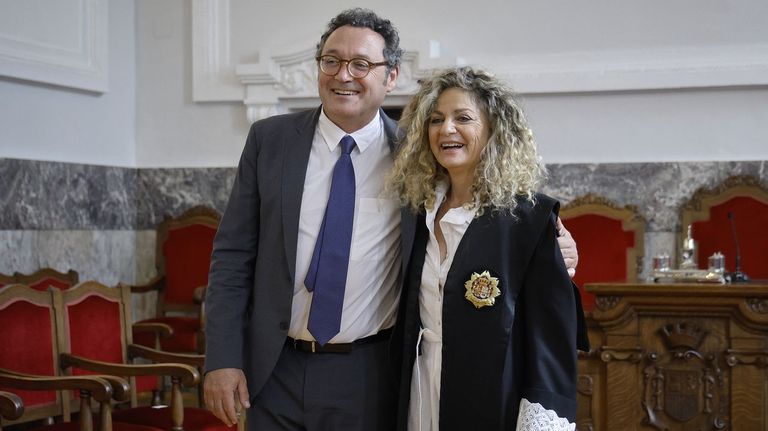 García Ortiz, Garzón y Dolores Delgado arropan a Pilar Ferná