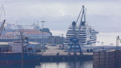 Crucero en el puerto de Ferrol