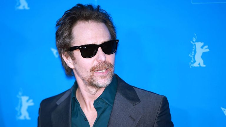 «Buena suerte, pásalo bien y no mueras», una bizarra comedia fantástica