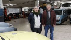 Los hermanos Francisco y Emilio Ramos Pardo, en imagen, fundaron Autos Ramba en 1978; hoy continúan en el negocio junto con tres de sus hijos: Emilio, Adrián y Joaquín