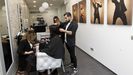 Richard Lage empez a trabajar con 15 aos como aprendiz; hoy tiene un saln en Viveiro y una semana al mes trabaja en otro en Madrid
