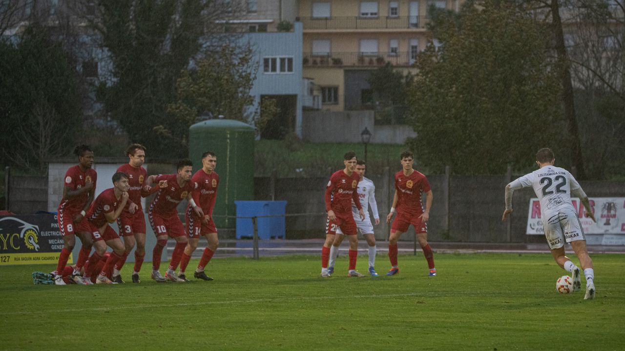 Tercera RFEF: Noia-Sarriana.Exterior del matadero de Sarria