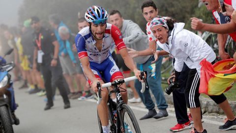 El francs Thibaut Pinot (Groupama FDJ) en los ltimos metros de la decimoquinta etapa de la Vuelta 2018. ARCHIVO