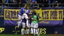 Gol Linares Cadiz Real Oviedo.Los futbolistas del Real Oviedo celebran el gol de Linares al Cadiz la temporada pasada