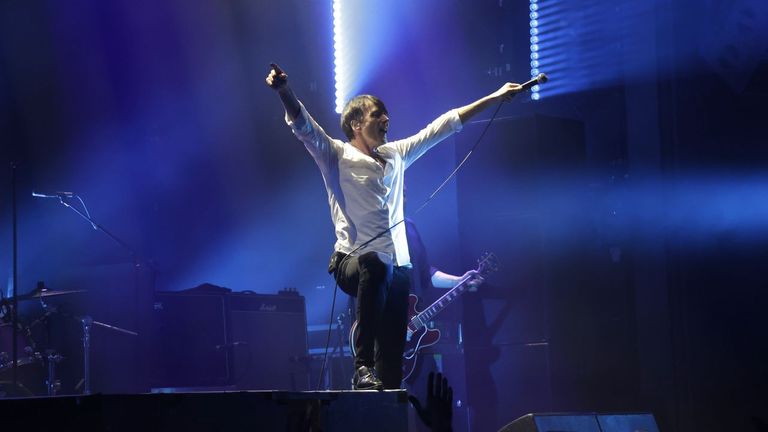 El presente de Suede se alza sobre su mito en A Coruña