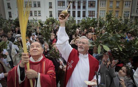 La Borriquilla es una de las procesiones de la Semana Santa que ms fieles rene. 