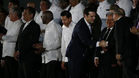 El primer ministro griego, Alexis Tsiparas, en el funeral de Fidel Castro