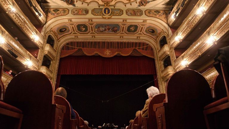 Teatro Rosalía de Castro