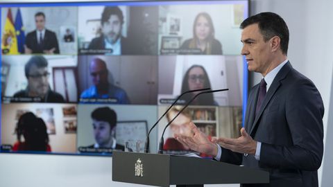 Pedro Sánchez durante la rueda de prensa en la que dio cuenta del plan de desescalado