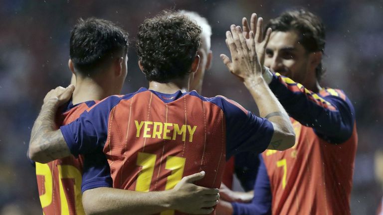 España carbura antes del Mundial (1-3)