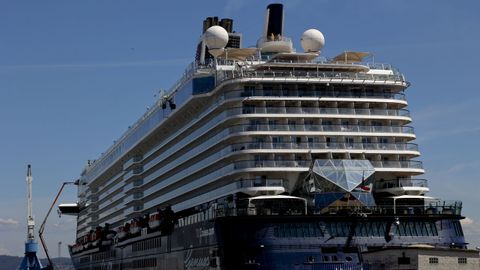 Casi 5.000 cruceristas pisaron tierra firme en A Coruña este sábado