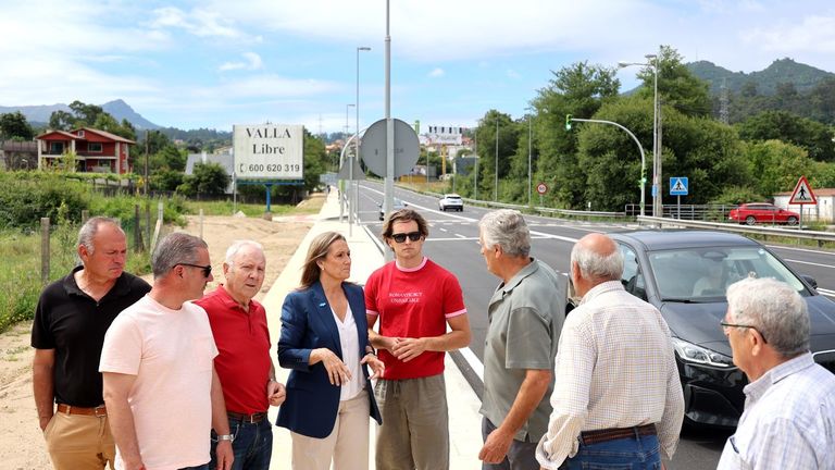 La avenida de Clara Campoamor gana aceras, semáforos y más seguridad vial