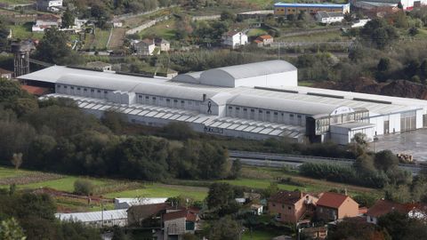 Antigua nave de La Cross, en Alba, donde Galigrain, del Grupo Nogar, almacena más de 96.000 toneladas de cereal
