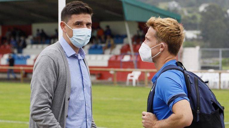 Rubén Reyes y Néstor Susaeta, en Navia