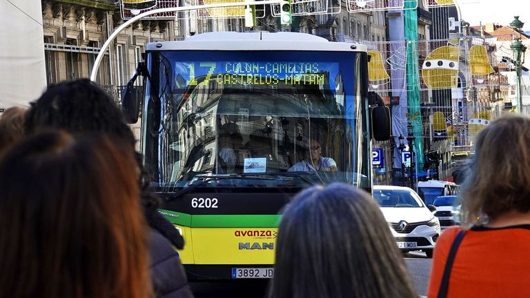 El fiscal pide prohibir a un pasajero viajar dos años en los buses de Vigo por exhibicionista