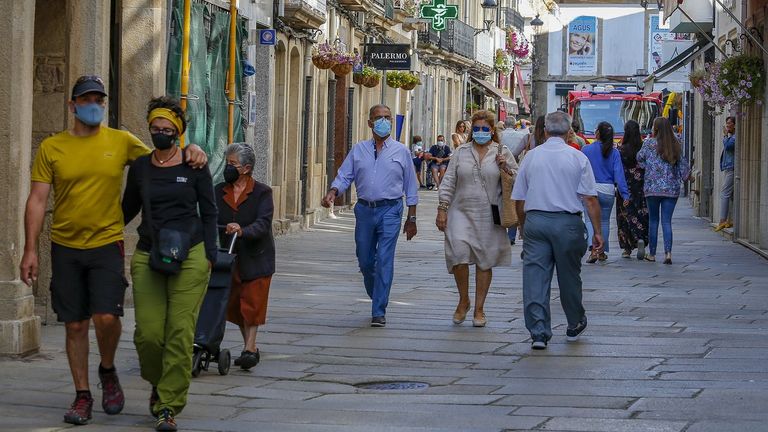 Los Casos De Covid En Barbanza Se Redujeron A La Mitad En Un Mes