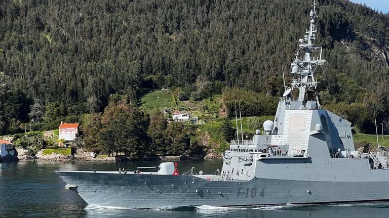 La fragata Méndez Núñez parte hacia Chipre para sustituir a la Cristóbal Colón