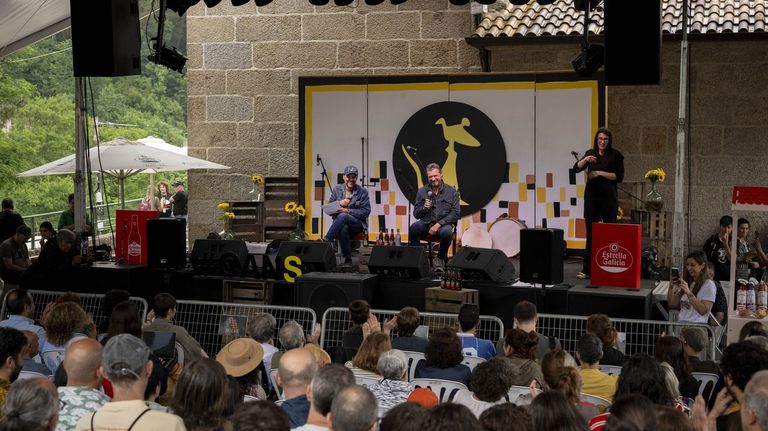 Juan Barbazán triunfa en Cans al obtener tres premios con su obra «María Rita»