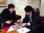 Momento de la reuni�n entre Jos� �ngel Rodr�guez y Diego Calvo