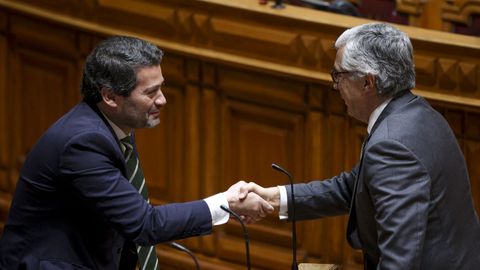 Montenegro saluda al nuevo presidente del Parlamento de Portugal, Jose Pedro Aguiar Branco. 