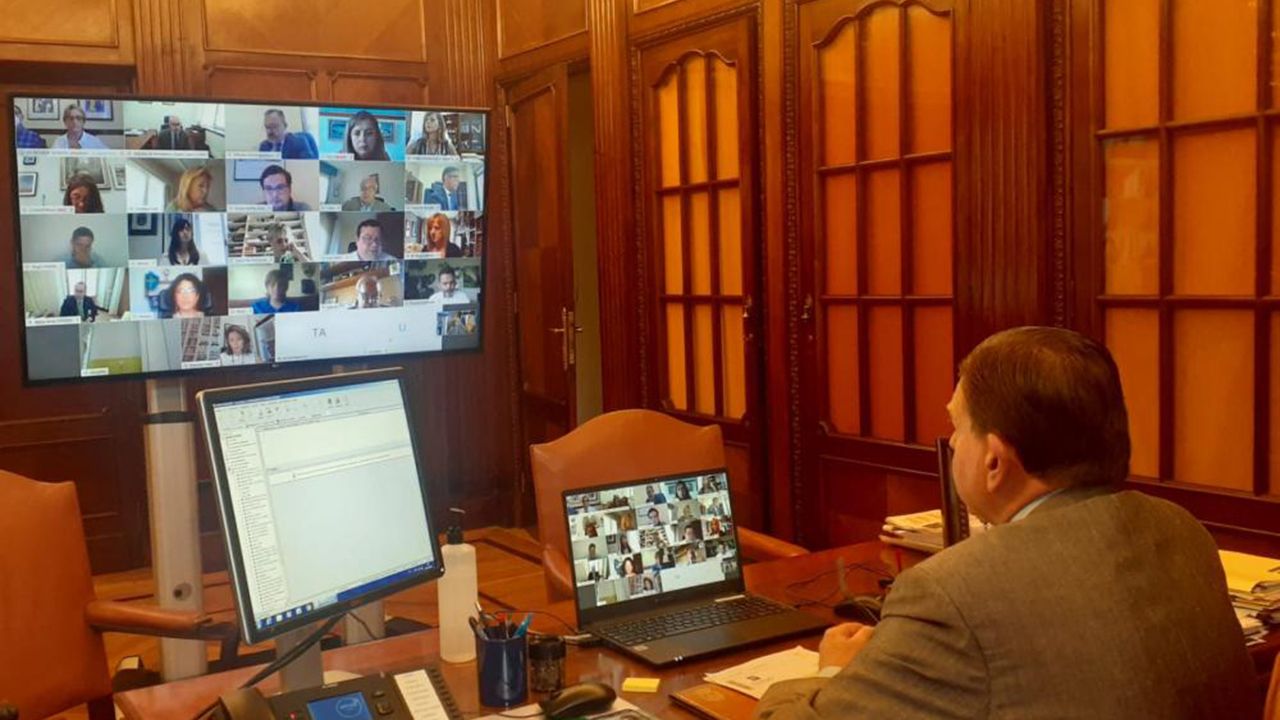 Pleno telemático del mes de julio en Oviedo