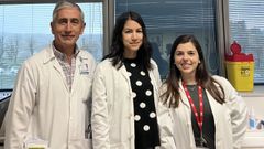 De izquierda a derecha, los doctores Elas Delgado, Jessica Ares y Carmen Lambert, todos ellos investigadores de la Universidad de Oviedo