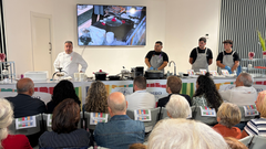 Imagen del��showcooking� de percebe.