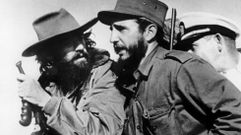 Fidel Castro y Camilo Cienfuegos entrando en La Habana en 1959