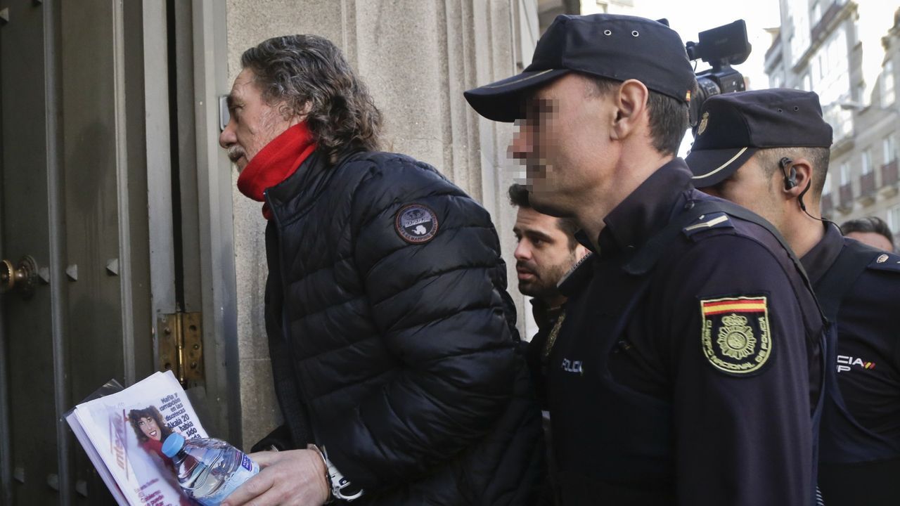 José Ramón Prado Bugallo entra en la Audiencia de Pontevedra en octubre del 2018, cuando fue juzgado por blanqueo de capitales