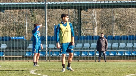 Joaqu�n Delgado, este martes entrenando con el Vetusta