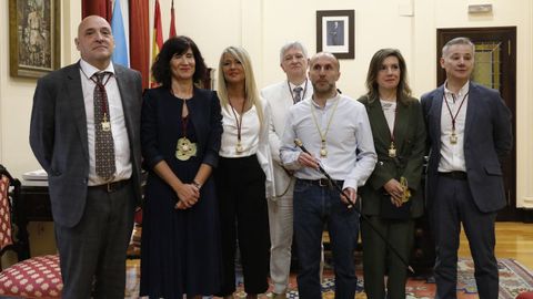 DOS MENOS Rebanales y Bertlez (segunda y tercera por la izquierda), han abandonado el gobierno del alcalde de Ourense. miguel villar