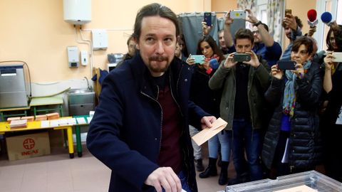 Pablo Iglesias vot en Galapagar
