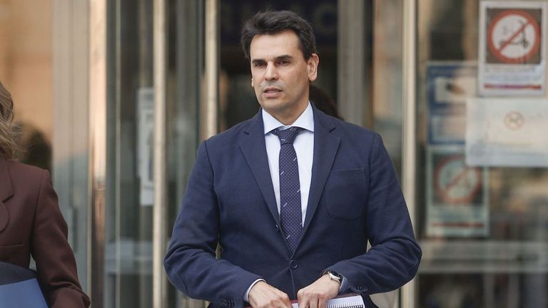 Hacienda ratifica que la pareja de Ayuso hizo «facturas falsas» para tributar menos