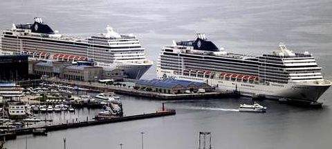 Hasta tres jornadas de escalas mltiples se producirn en septiembre en el puerto de Vigo, una de ellas cudruple. 
