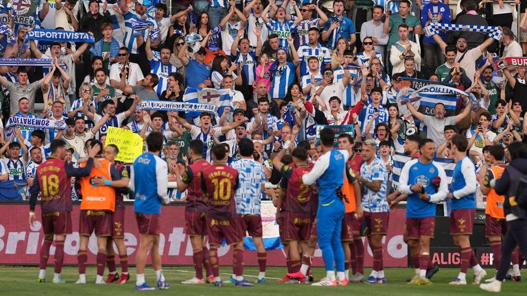 El Deportivo traslada la presión al Almería