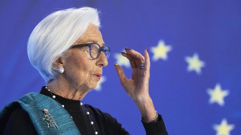 El BCE se mantiene firme con los tipos de interés en el 2 %