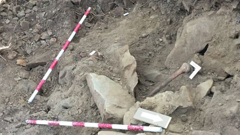 Imágenes de la exhumación de Ángel Fernández en la fosa de La Canalona