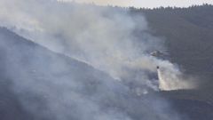 El incendio de Seceda, en O Courel, quema cientos de hectreas en los montes de Luzara