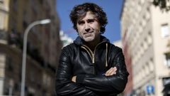Pedro Simn, autor de Los ingratos, premio Primavera de Novela 2021