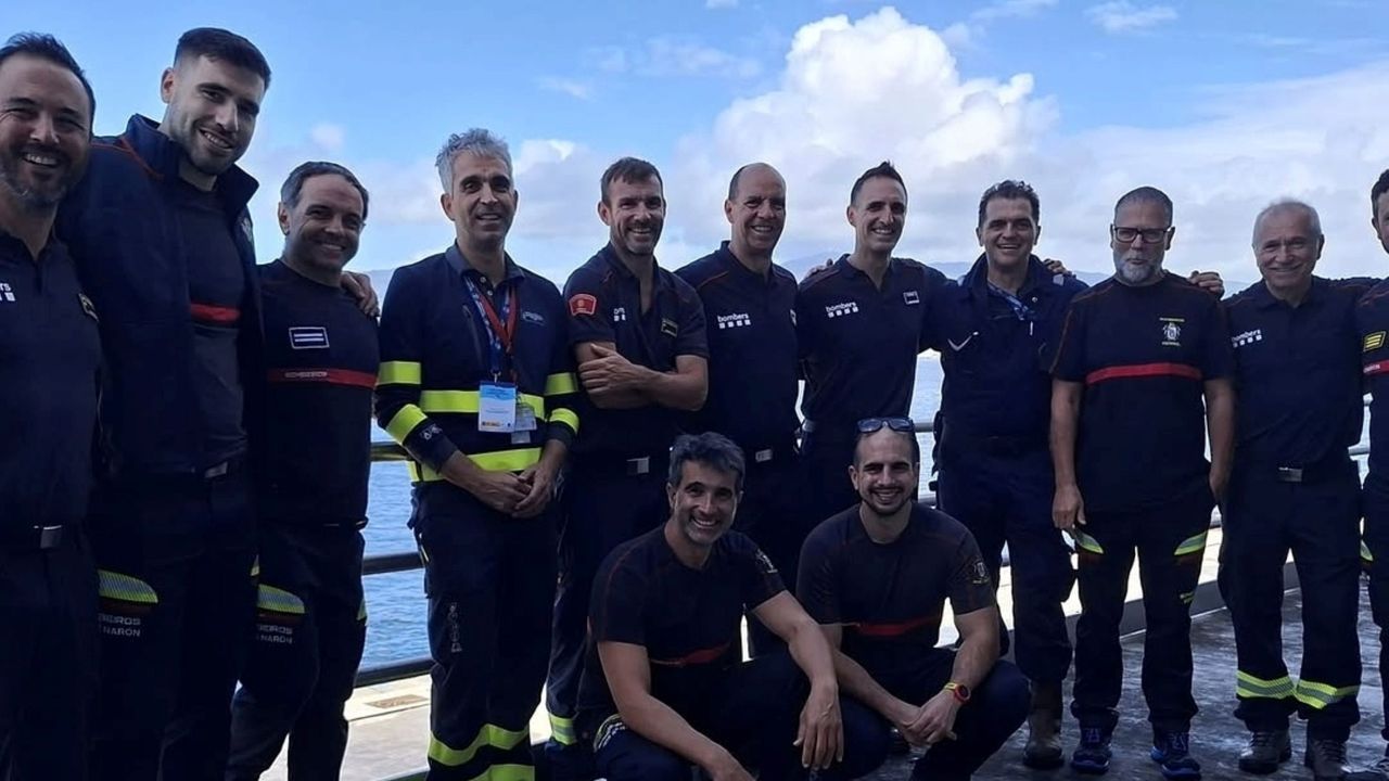 Vertederos.Bomberos de Ferrol y de Nar�n en los ejercicios en Vigo