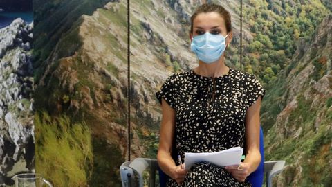 La reina Lerizia, durante una visita al Centro de Tratamiento de Residuos de Cogersa, en Gijón
