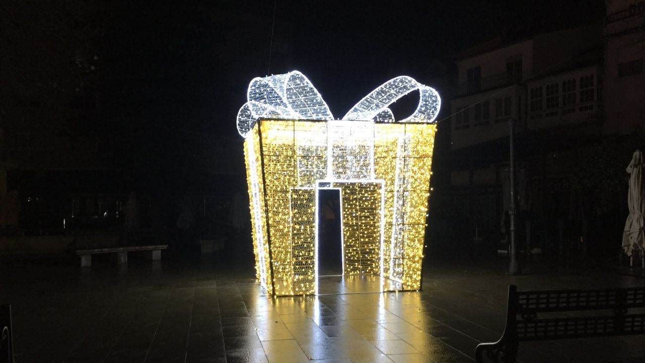 Las luces navideas se encendern entre hoy y el lunes en cinco concellos de la comarca de Pontevedra