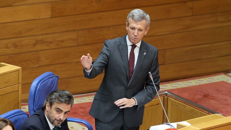 Rueda insiste en el fracaso de las zonas tensionadas y Pontón pide que se extiendan a los concellos con precios de vivienda desorbitados