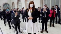 Laura Borrs es aplaudida por sus compaeros tras ser elegida nueva presidenta del Parlamento cataln